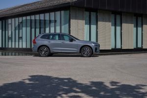 Volvo XC60 B5 AWD R-Design 2021 года  (CN)